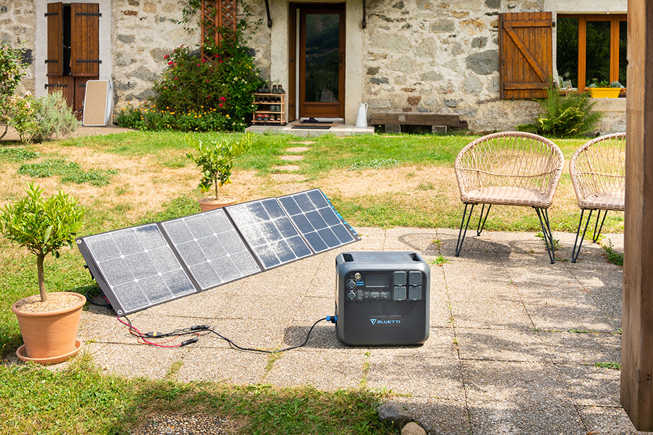 explore BLUETTI AC200MAX solar generator kit