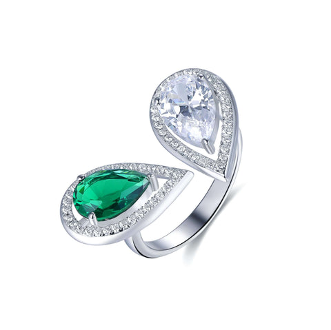 Trendolla Crystal Heart And Emerald Heart Cubic Zirconia Diamond Toi et Moi Ring