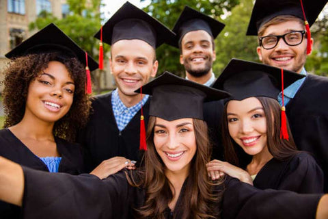 Colored Contact Lenses to Wear on Your Graduation