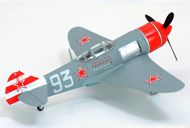 prebuilt 1/72 scale Lavochkin La-7 Soviet fighter aircraft model 36332