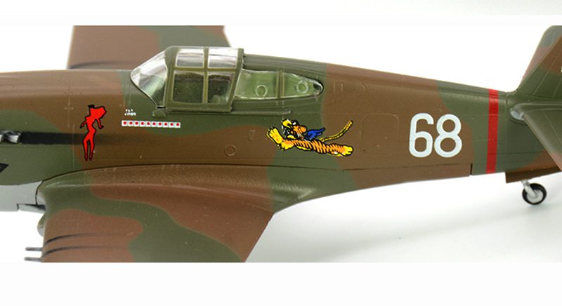 WWII aircraft P-40 flying tiger model