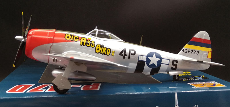 pre-built 1/48 scale P-47D Thunderbolt aircraft model 39306