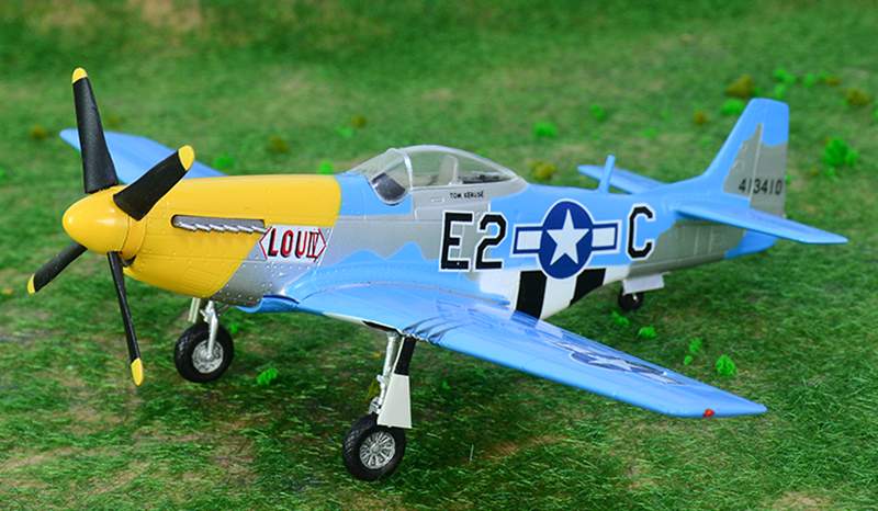 pre-built 1/72 plastic P-51D Mustang aircraft model