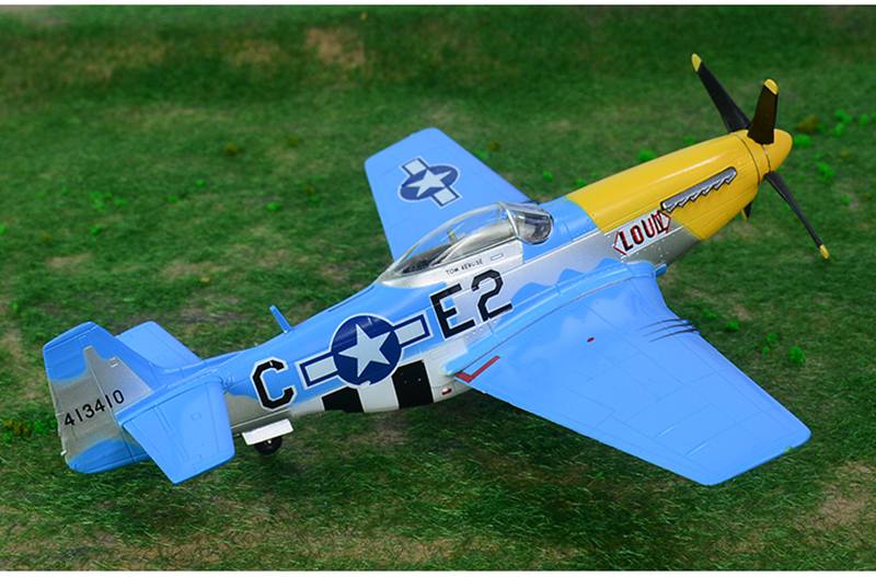 1/72 scale plastic prepainted model Mustang P-51D