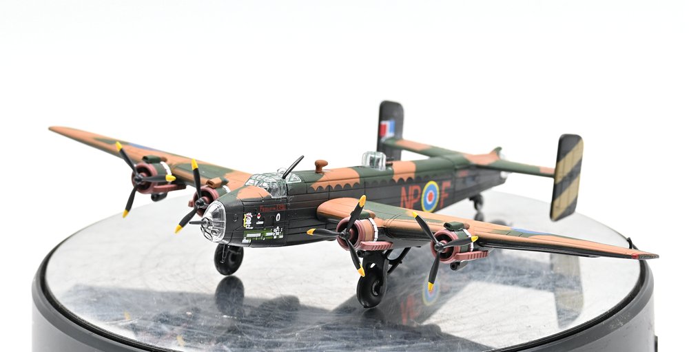 Halifax RAF Heavy Bomber 1/144 Scale Diecast WWII Aircraft Model