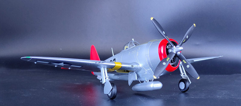 prebuilt 1/48 scale P-47D Thunderbolt aircraft model 39309