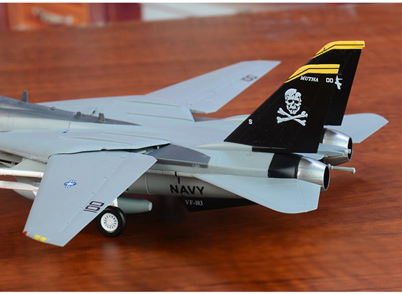 prebuilt F-14B Tomcat fighter plastic model aircraft