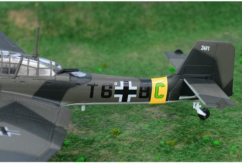 easy model 36385 Stuka dive bomber airplane tail