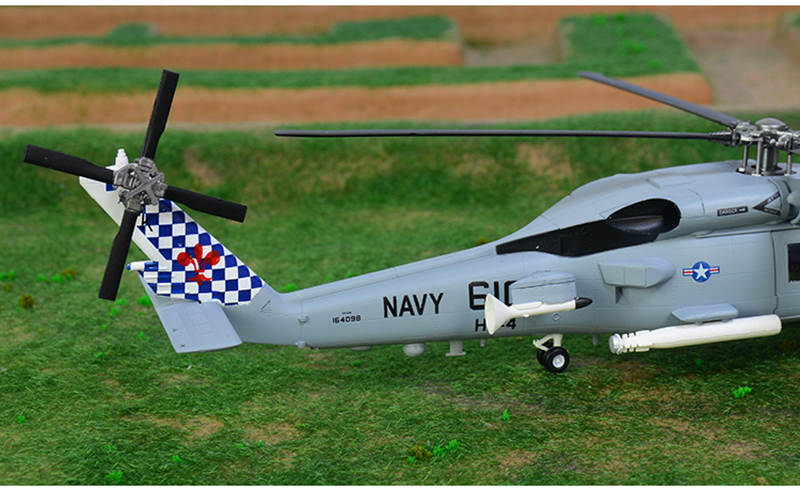 prebuilt 1/72 scale SH-60B Seahawk helicopter model