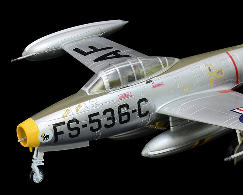 1/72 scale prepainted Thunderjet F-84E model