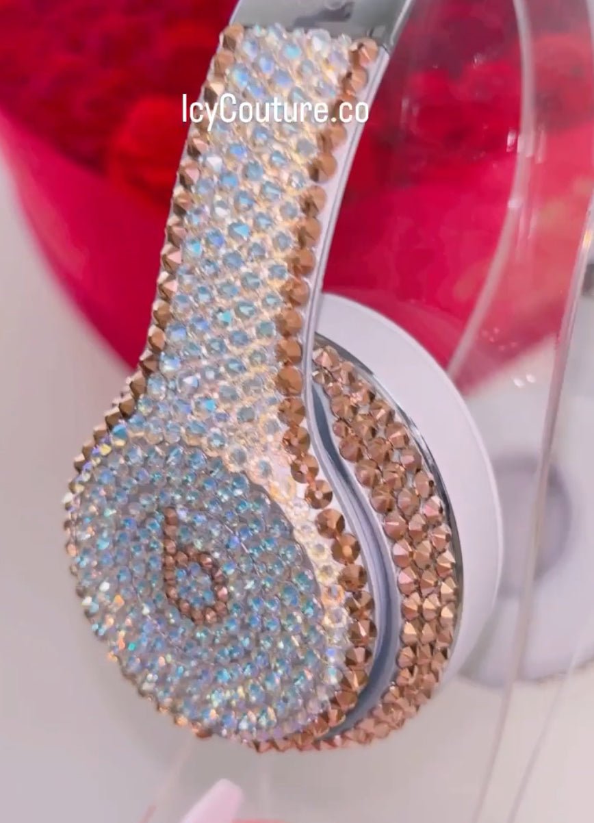 Crystallized Beats Solo 3 Wireless in Crystal Shimmer in 24K Rose Gold | Luxury Austrian Crystals