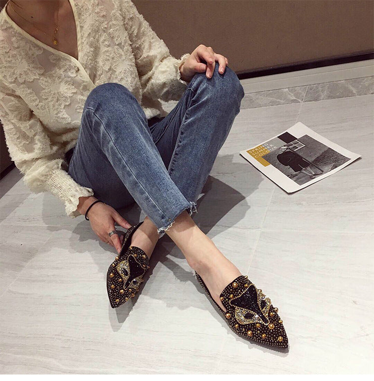 Rhinestone Rivet Flat Pointed Joker  Fashion Shoes