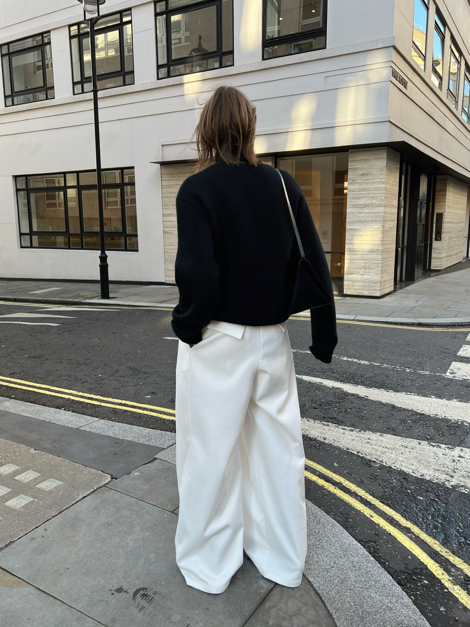 The Casual White Trousers – Rarely Alike