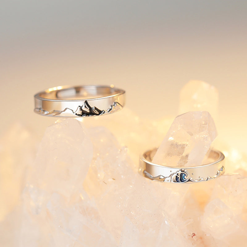 Mountain shop matching rings