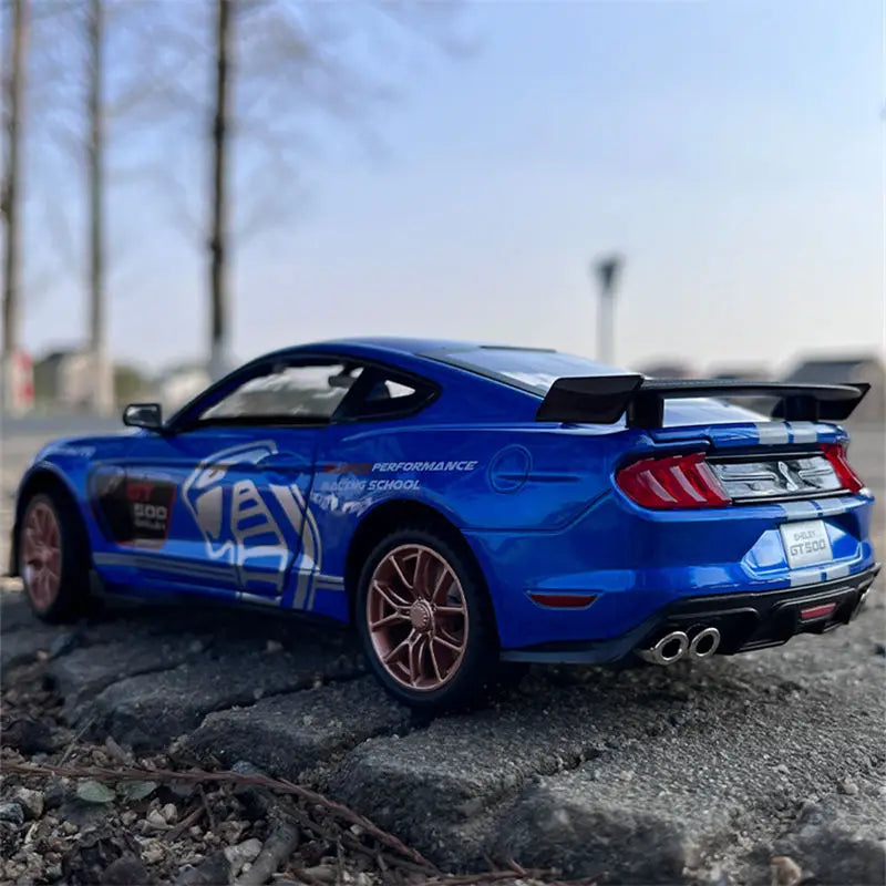 1/32 Ford Mustang Shelby GT500 Alloy Sports Car Model Diecast Metal Car Model Simulation Sound and Light Collection Kid Toy Gift