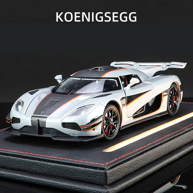 1:24 Koenigsegg ONE 1 Alloy Racing Car Model Diecast Metal Sports Car Vehicle Model Simulation Sound and Light Children Toy Gift