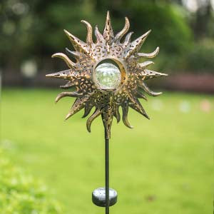 Waterproof Metal Decorative Garden Solar Path Light