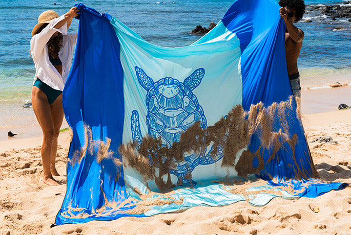 OCOOPA Diveblues S08 Beach Blanket, Waterproof &Sandproof, Compact& Light, Windproof, 10'X 9' XX-Large, Marvellous Creature series - Sea Turtle