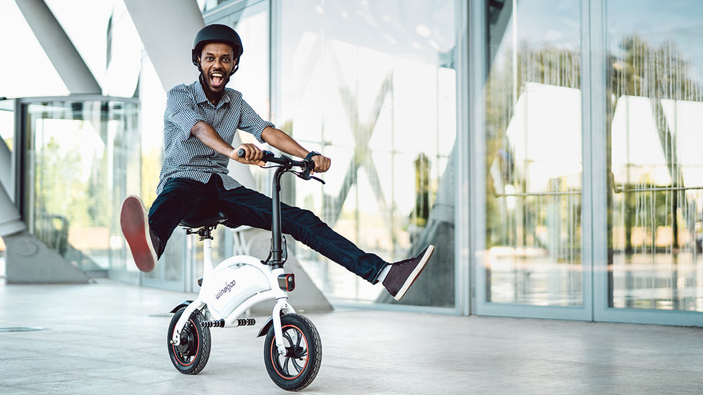 Die Kombination aus E-Scooter-Einfachheit und E-Bike-Komfort