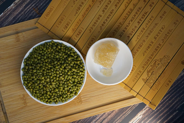 Chinese Sweet Mung Bean Soup