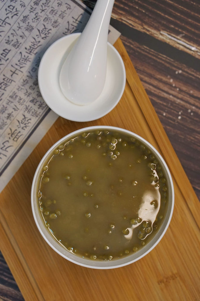 Chinese Sweet Mung Bean Soup