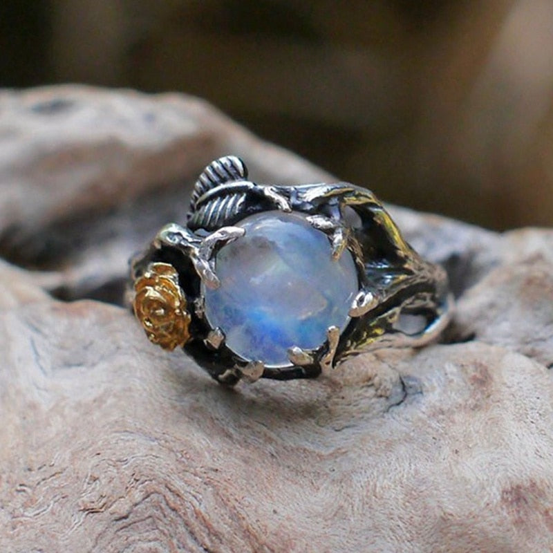 Vintage Moonstone Ring For Women Black Jewelry Gold Flower Female Charming Jewelry Gift Opal Ring
