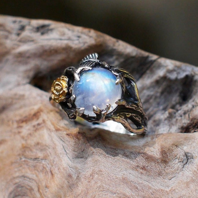 Vintage Moonstone Ring For Women Black Jewelry Gold Flower Female Charming Jewelry Gift Opal Ring