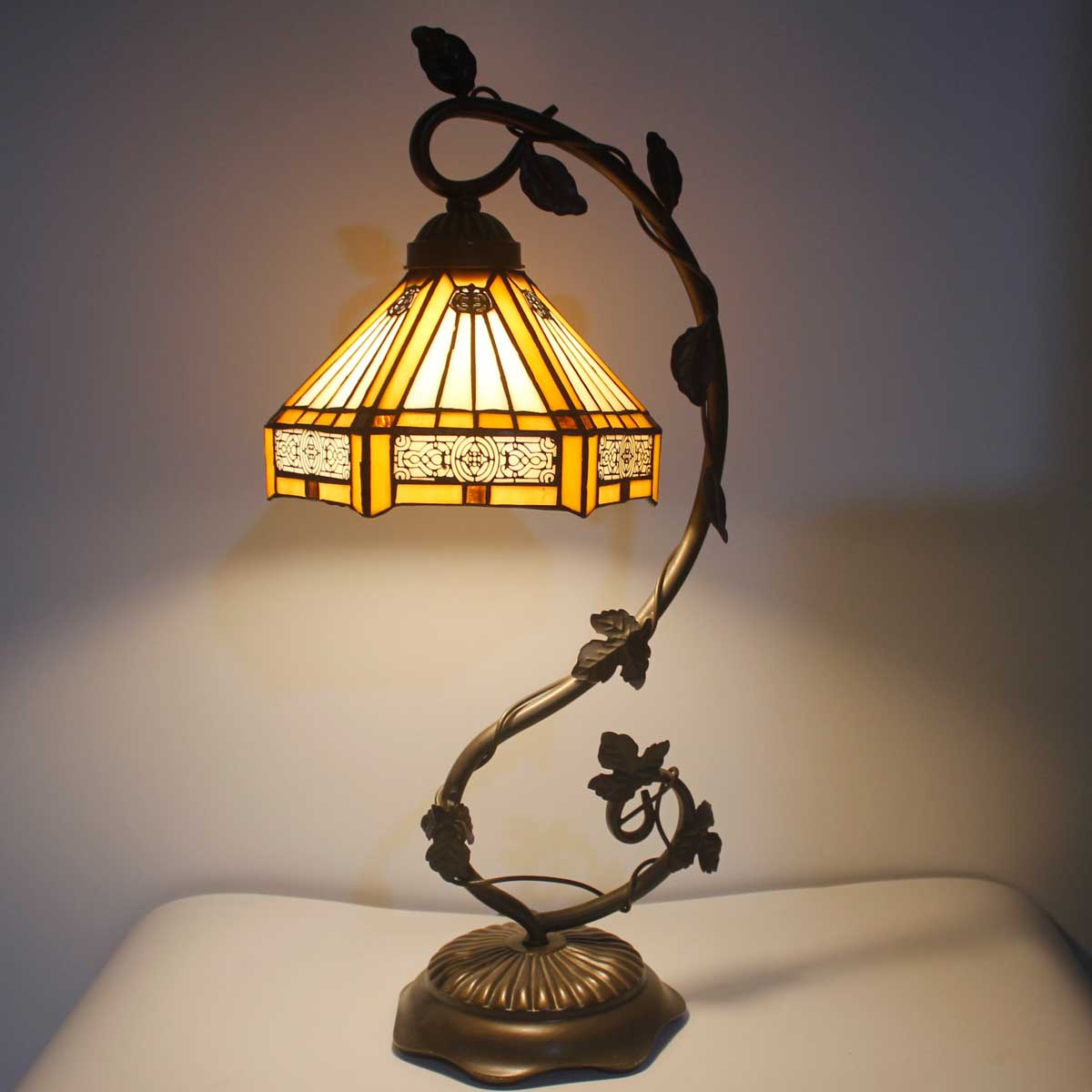 Werfactory® Tiffany Table Lamp 8 Inch Werfactory® Tiffany Table Lamp 8 Inch