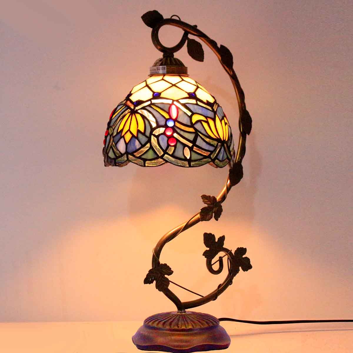 Werfactory® Tiffany Table Lamp 8 Inch Werfactory® Tiffany Table Lamp 8 Inch