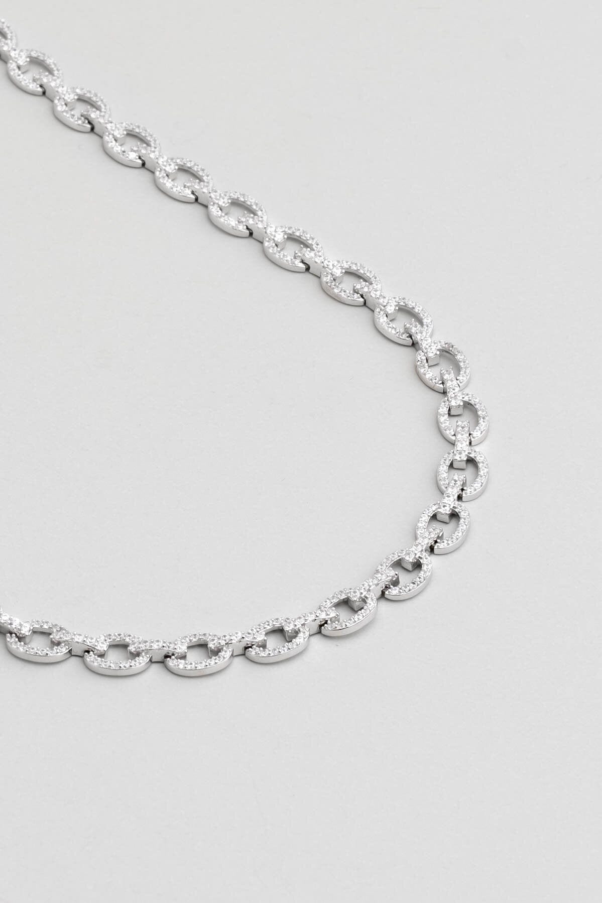 Classic Design 18 K White Gold Plated Silver Choker