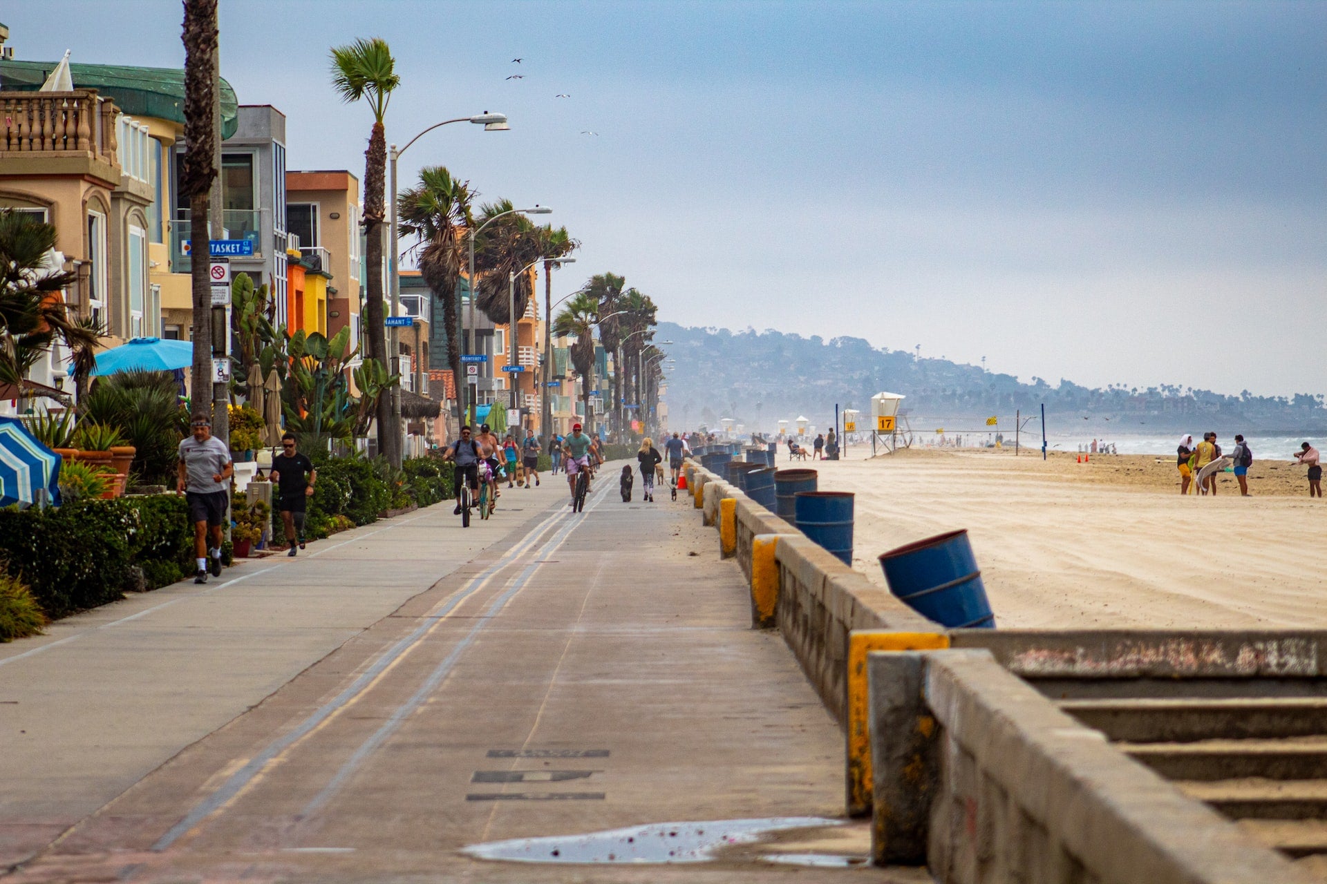 riding-your-electric-bike-along-san-diego