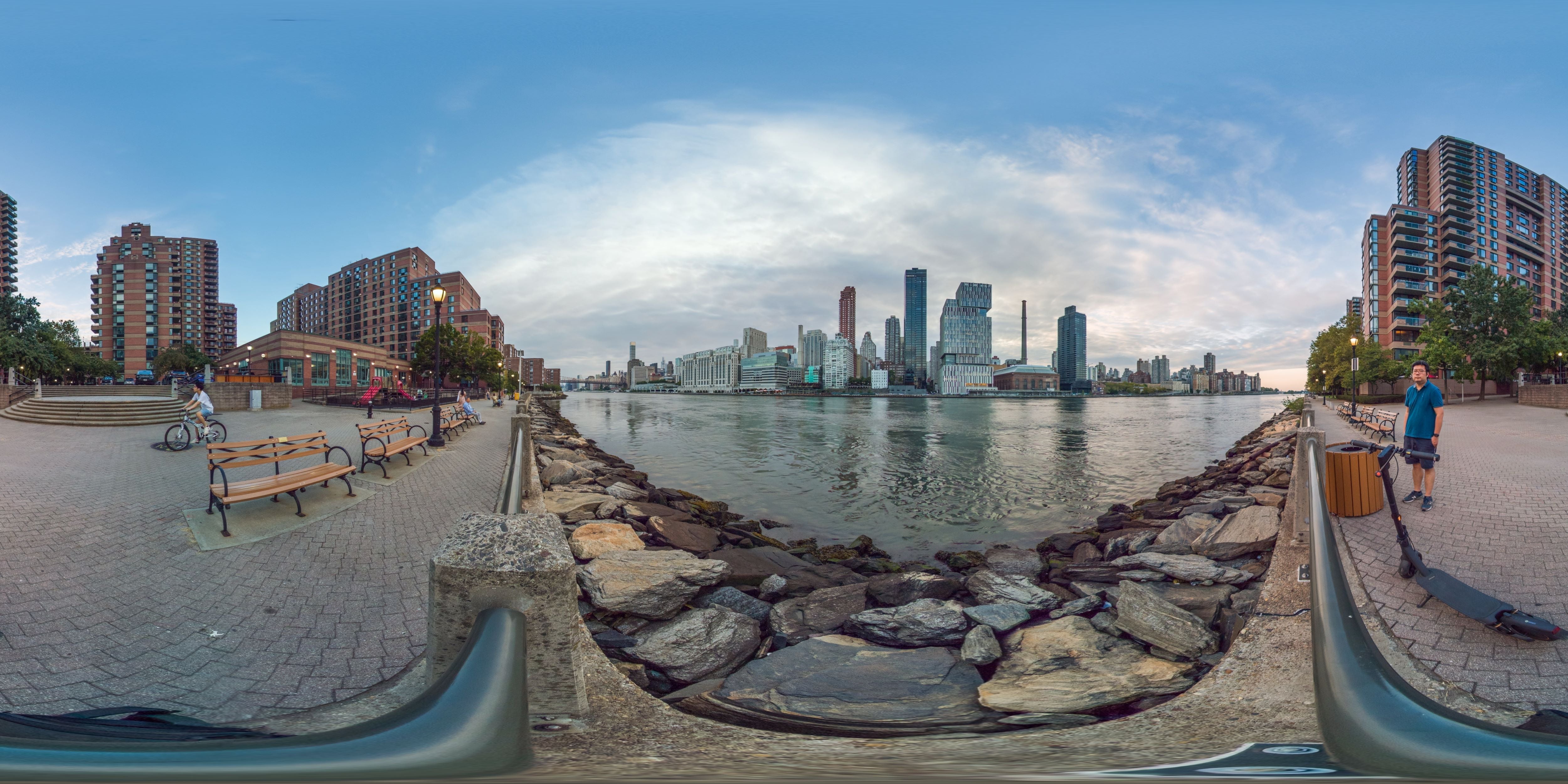 Mastering the Use of Tripods and Selfie Sticks in 360