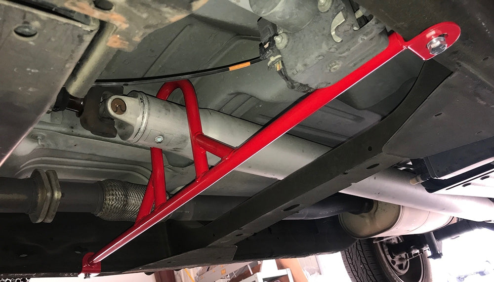 Suspension Engineering Silverado & Sierra Driveshaft Safety Loop | 2000-2018 (2wd & 4wd) Red