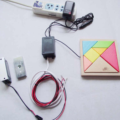 real life escape tangram puzzle to unlock