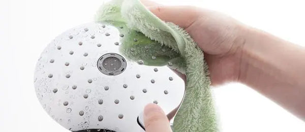 Cleaning the shower head