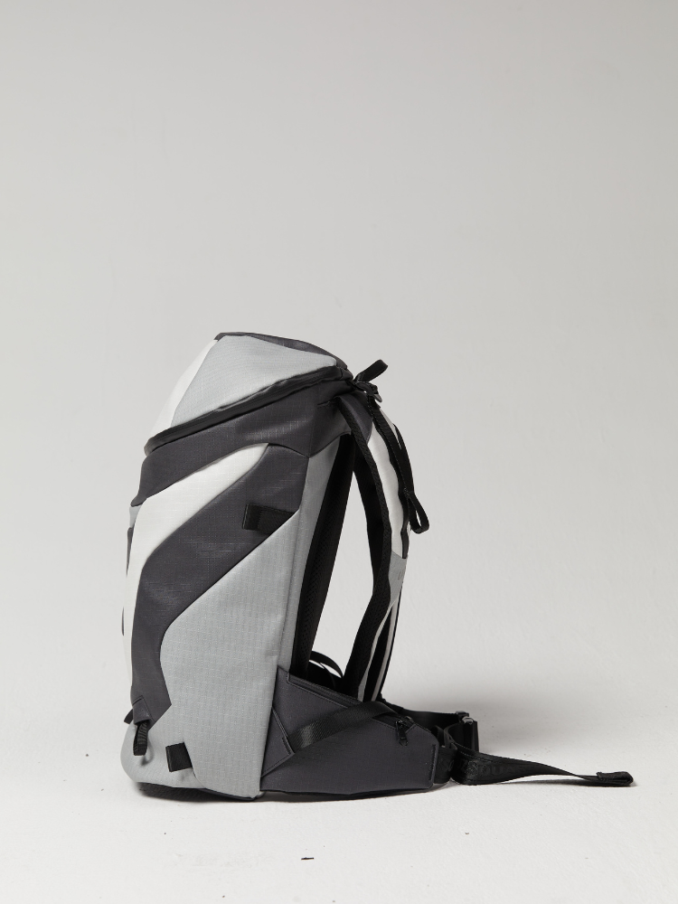 UZSQUARE Atom Mountain Backpack