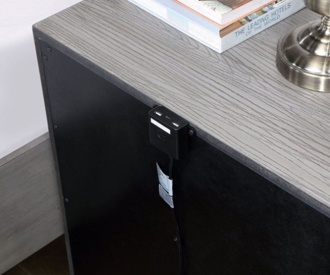 ZUN Gray Color Nightstand Bedroom 1pc Nightstand Solid wood Bar Handles 3-Drawers bedside Table Metal B011P165672