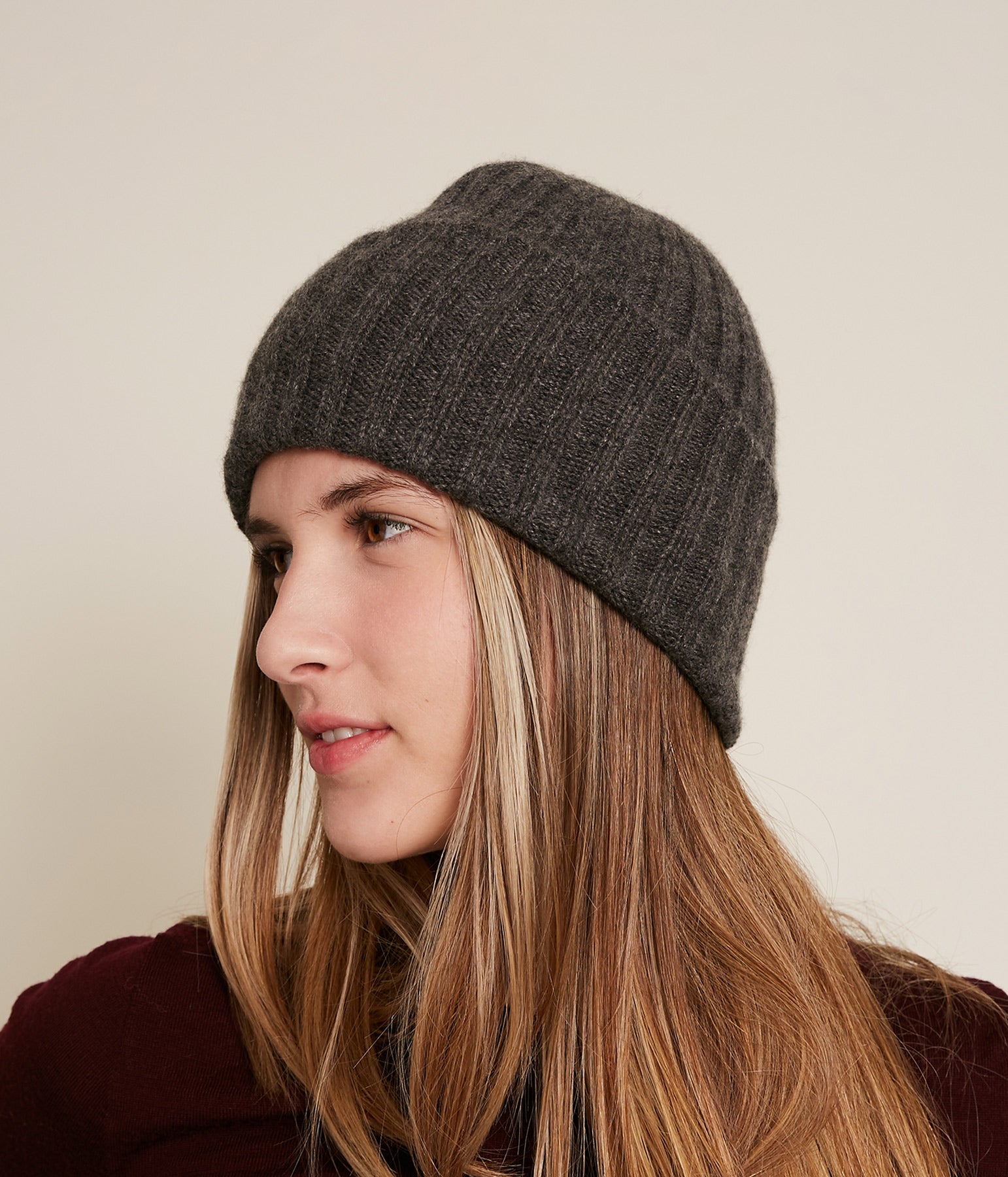 Erik Cashmere Beanie in Flannel