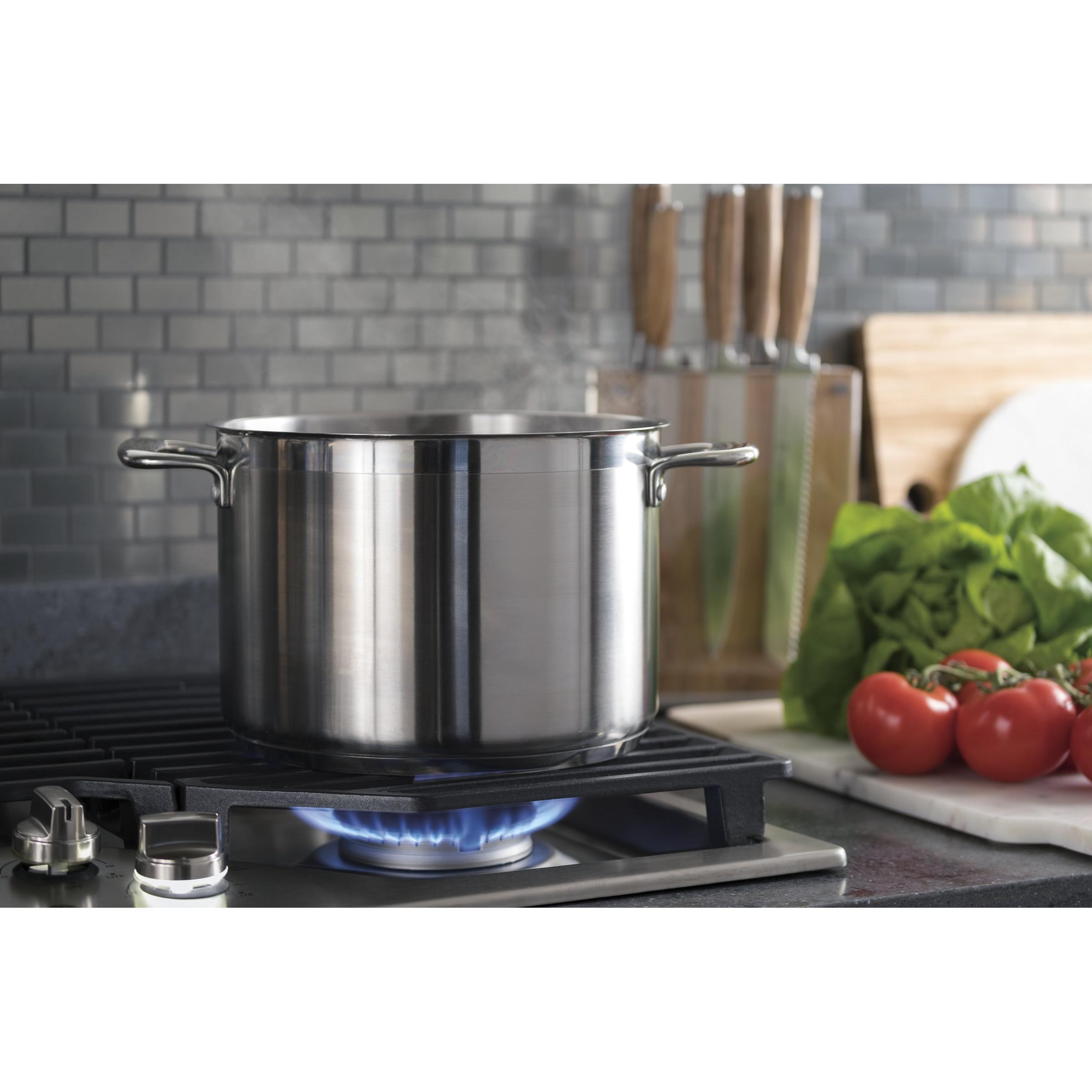 GE Profile 30-inch Built-In Gas Cooktop PGP9030SLSS