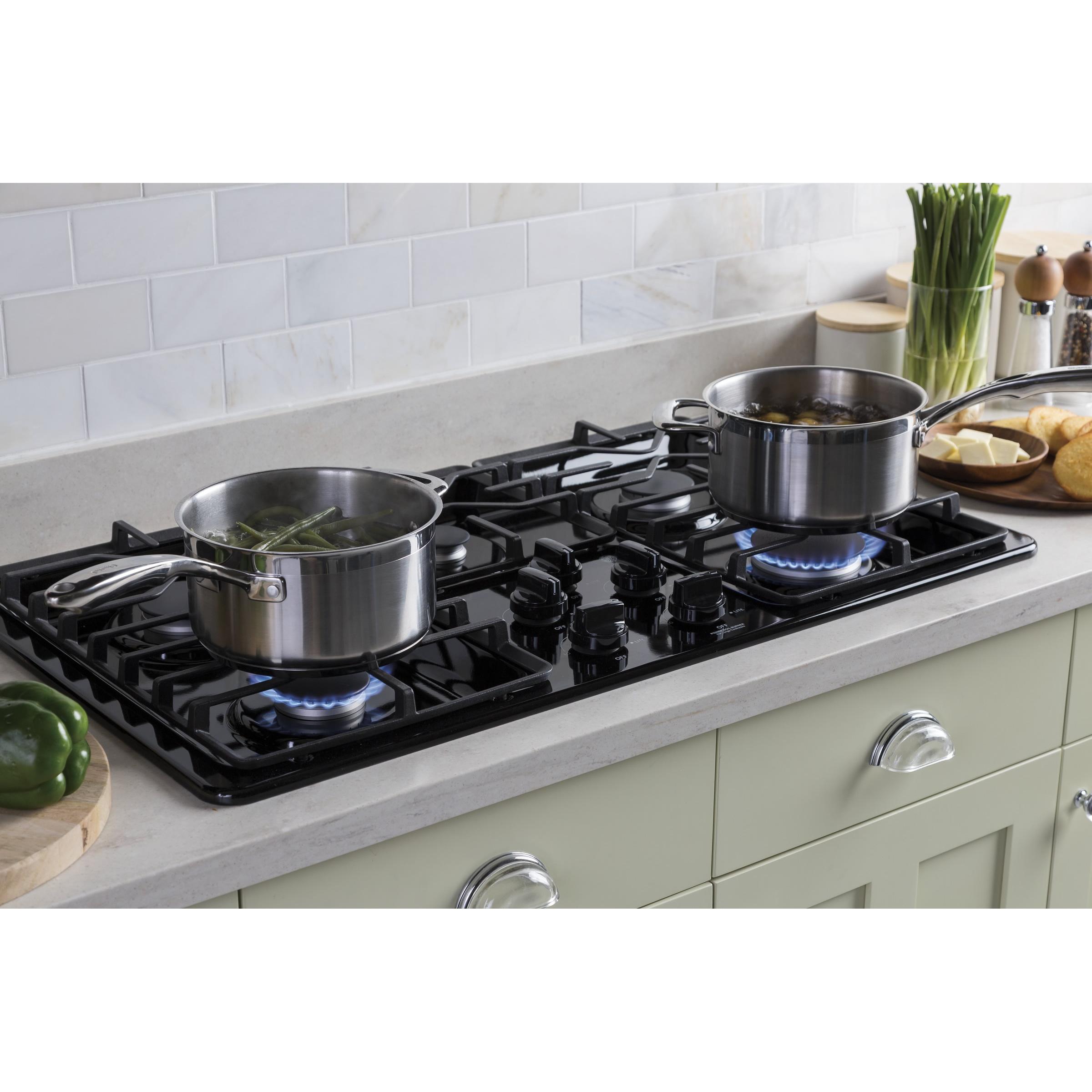 GE 36-inch Built-In Gas Cooktop with MAX Burner System JGP3036DLBB