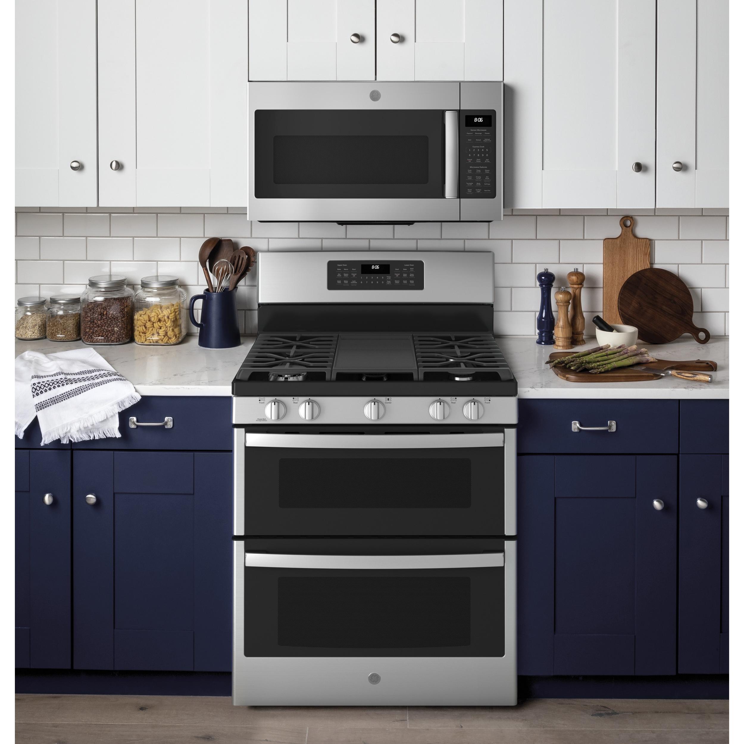 GE 30-inch Freestanding Gas Range with Convection Technology JGBS86SPSS