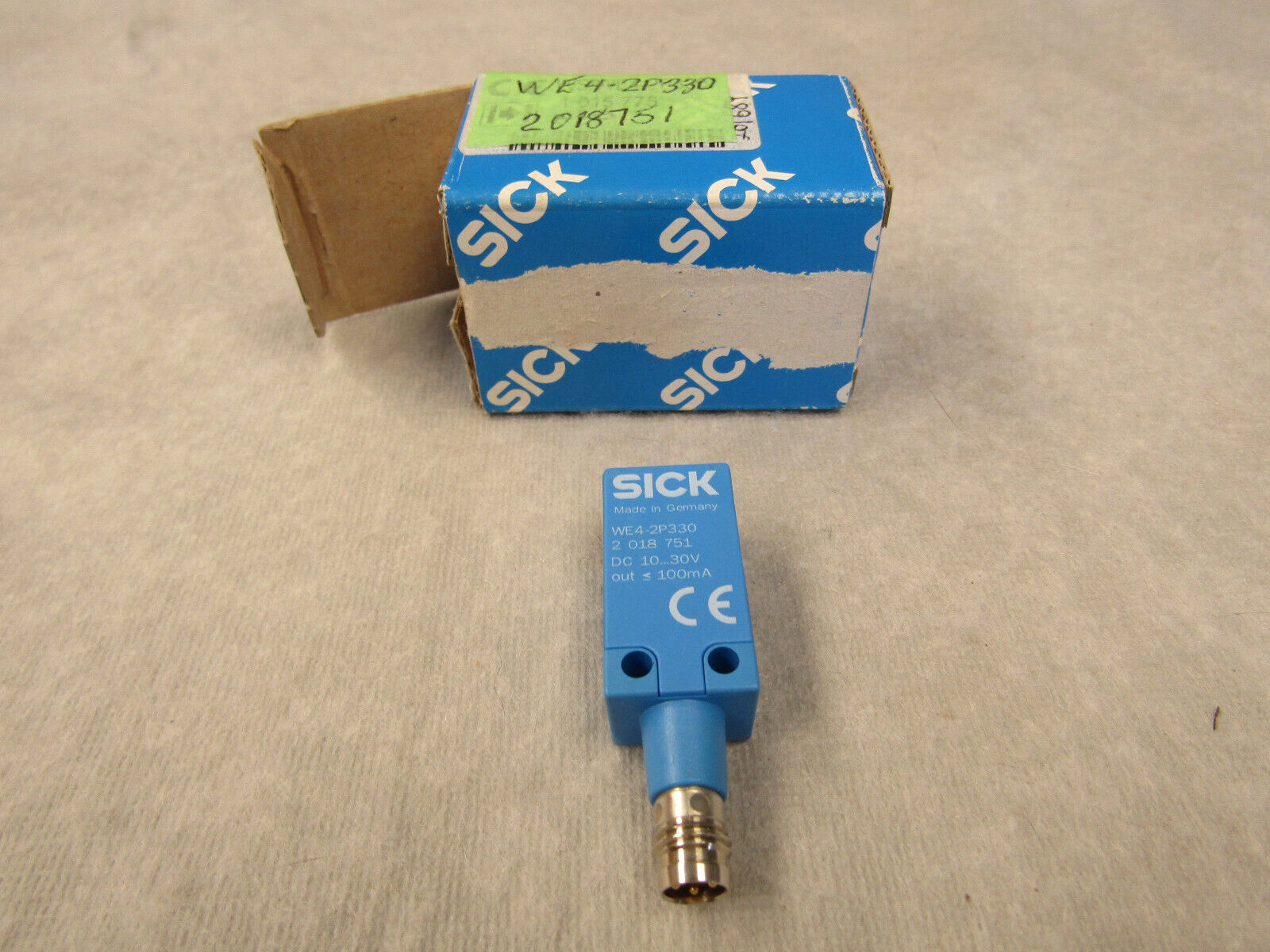 Sick WE4-2P330 Photoelectric Sensor 2018751