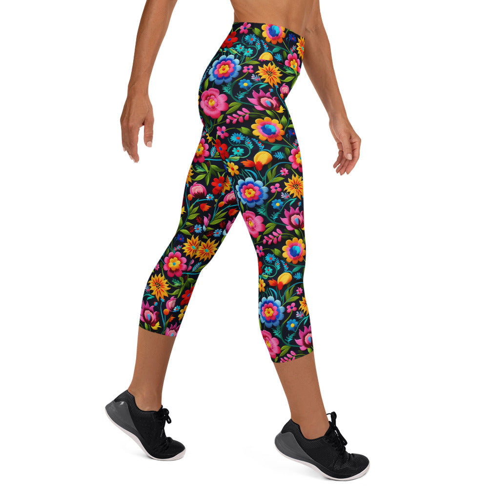 Chalchuapa Yoga Capri Leggings