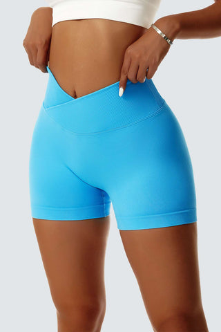 V-Shape Waistband Seamless Scrunch Butt Shorts