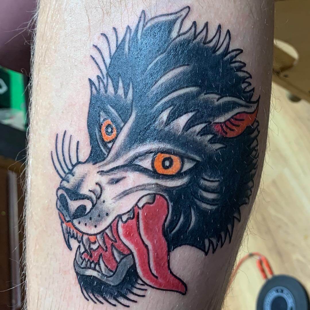 American Traditional Wolf Tattoo