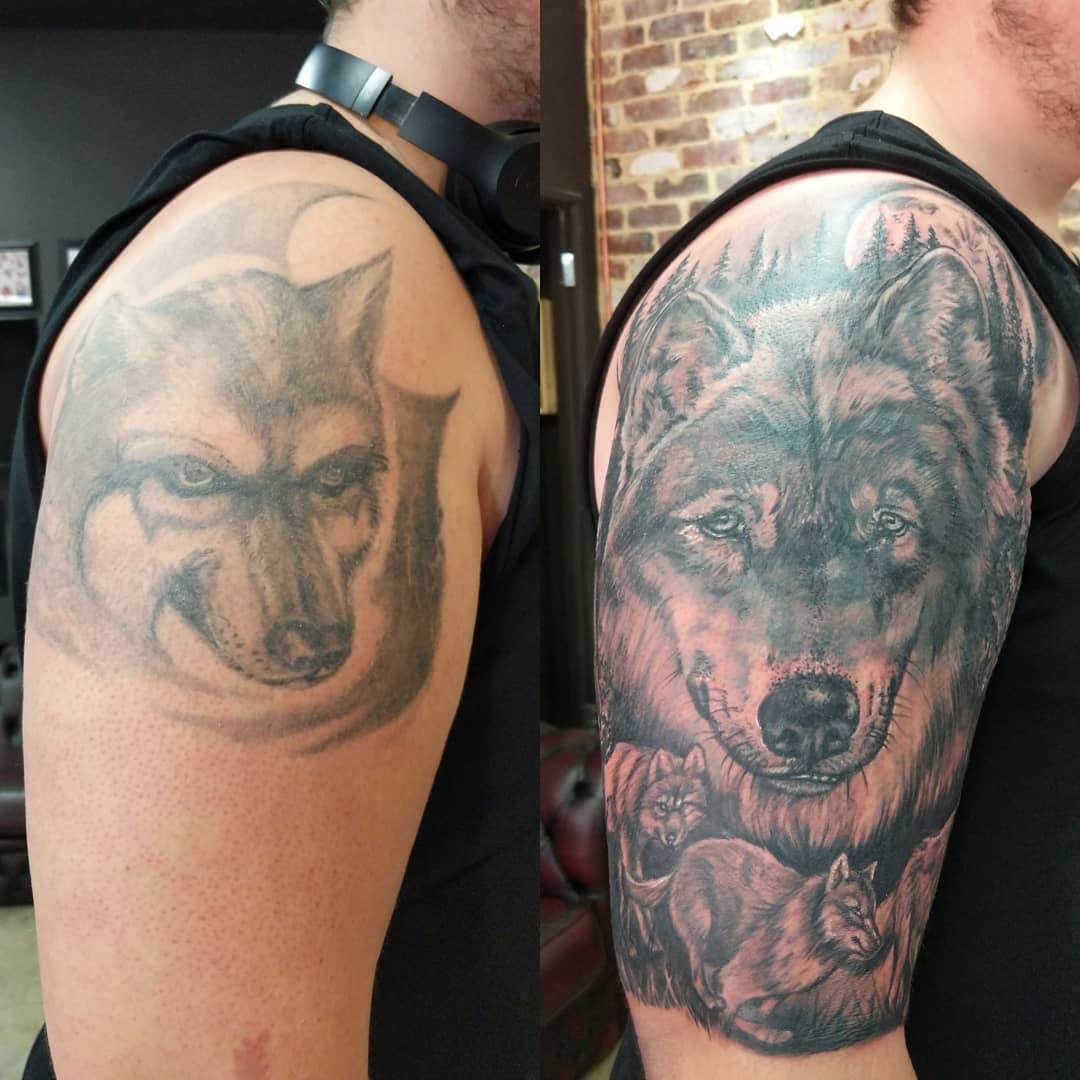 Wolf Shoulder Tattoo