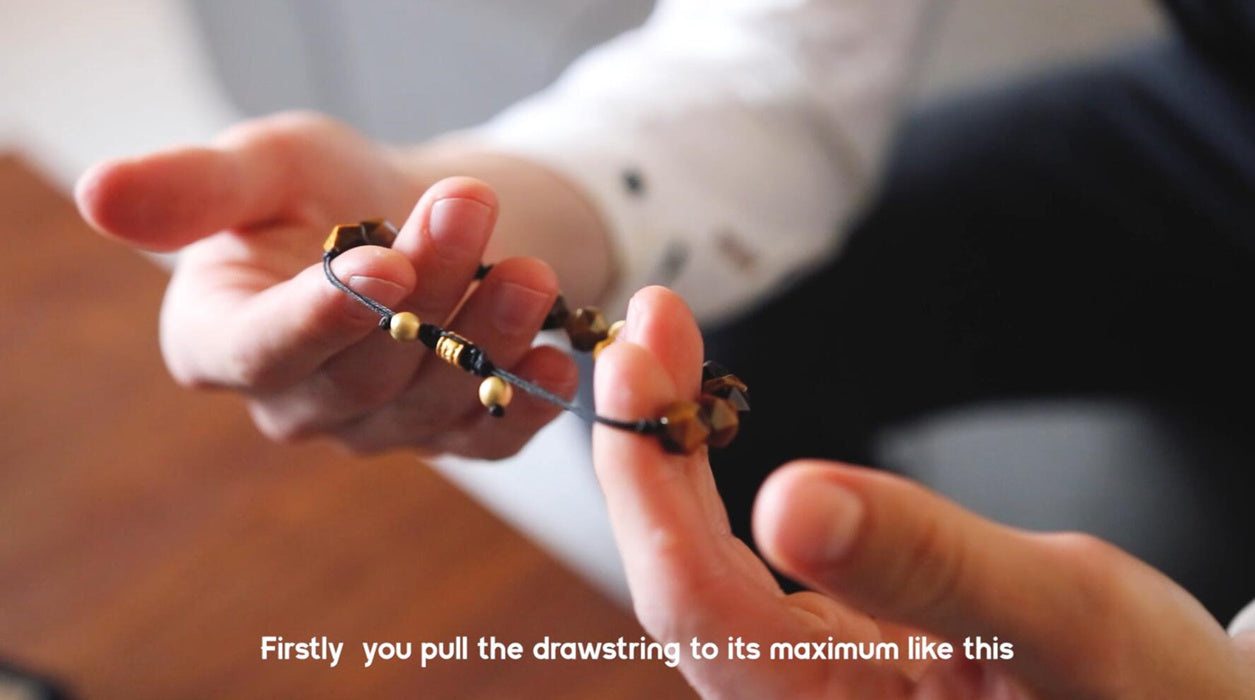 drawstring bracelet wearing tips