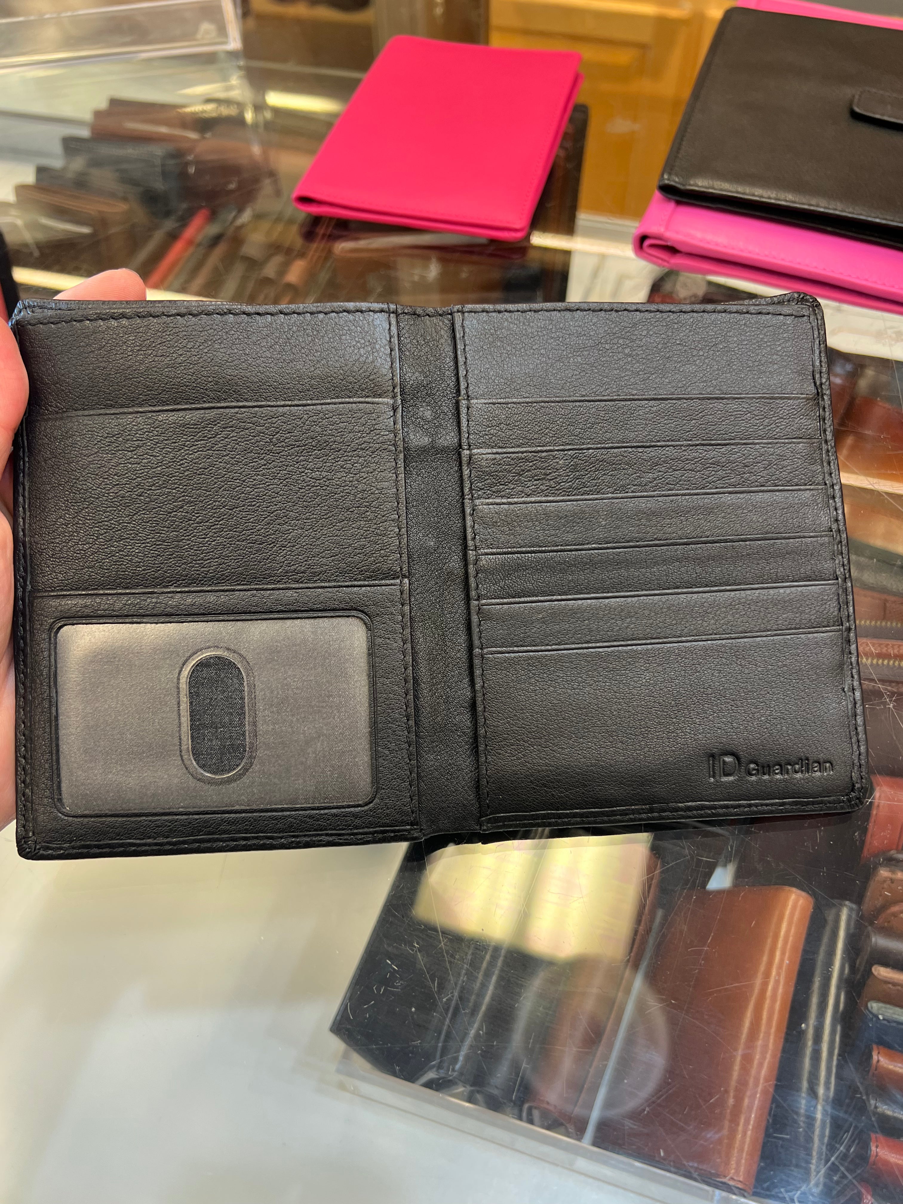 IDGuardian RFID Leather Passport Wallet