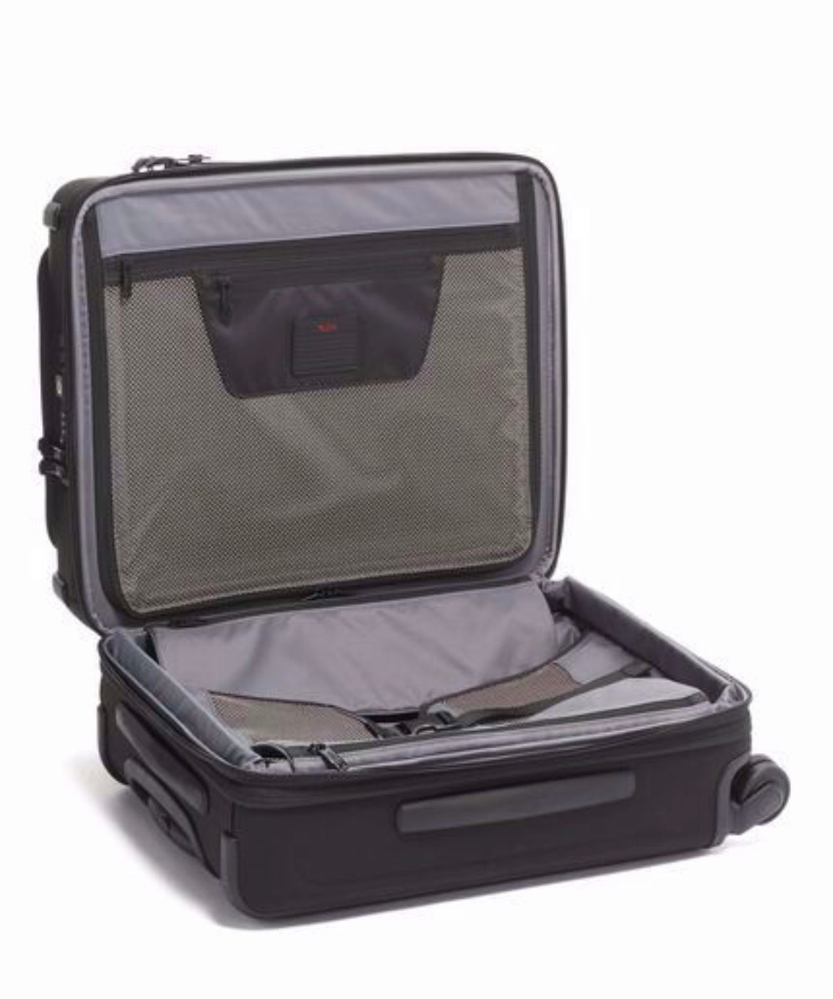 Tumi Alpha 3 Continental Expandable Softside Carry-On Spinner