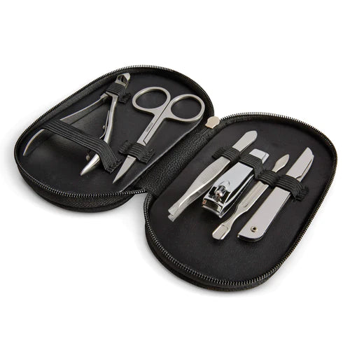 Zippered 6-piece manicure set